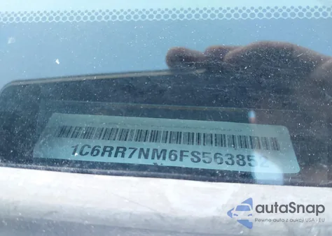 2015 Ram 1500 Laramie из США, поврежденный, VIN 1C6RR7NM6FS563852